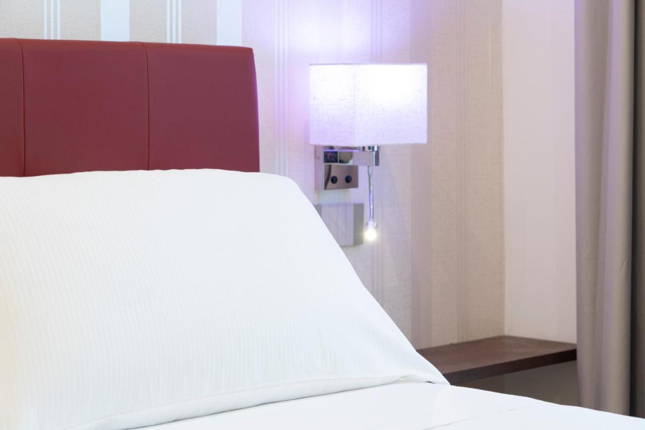 Varese Suites المظهر الخارجي الصورة