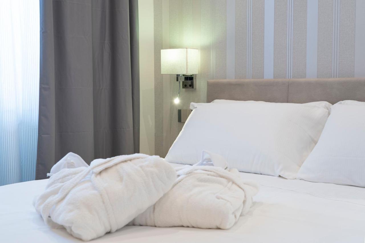 Varese Suites المظهر الخارجي الصورة