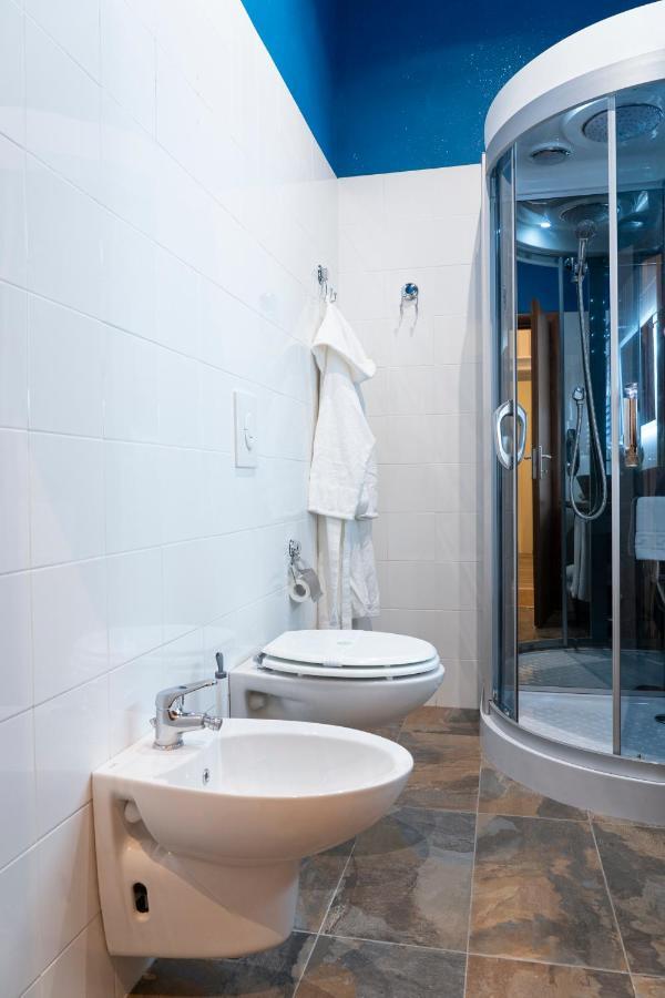 Varese Suites المظهر الخارجي الصورة
